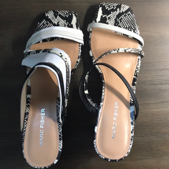 Marc Fisher Sandal Mfaliana - Picture 2 of 4